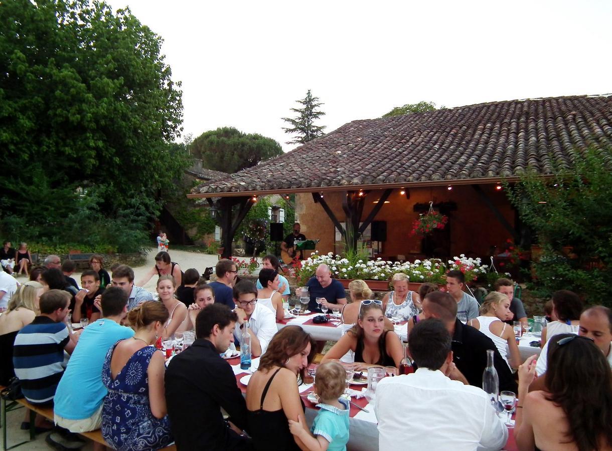 Domaine De Gavaudun Villa Exterior photo